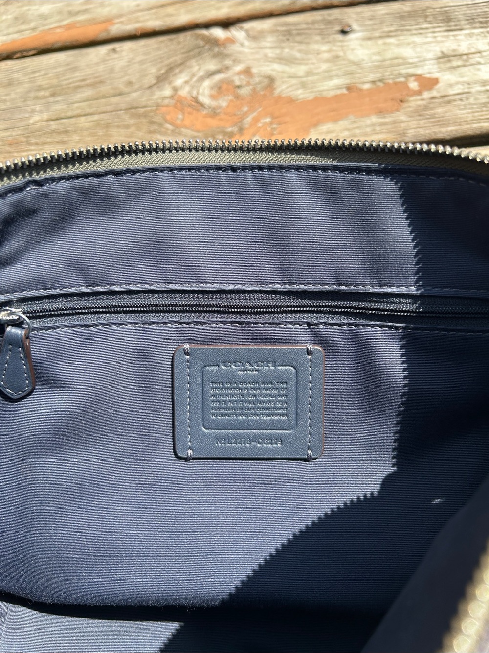 Coach Olive Green Pebbled Leather Crossbody Satchel with Removable Strap - Picture 3 of 8